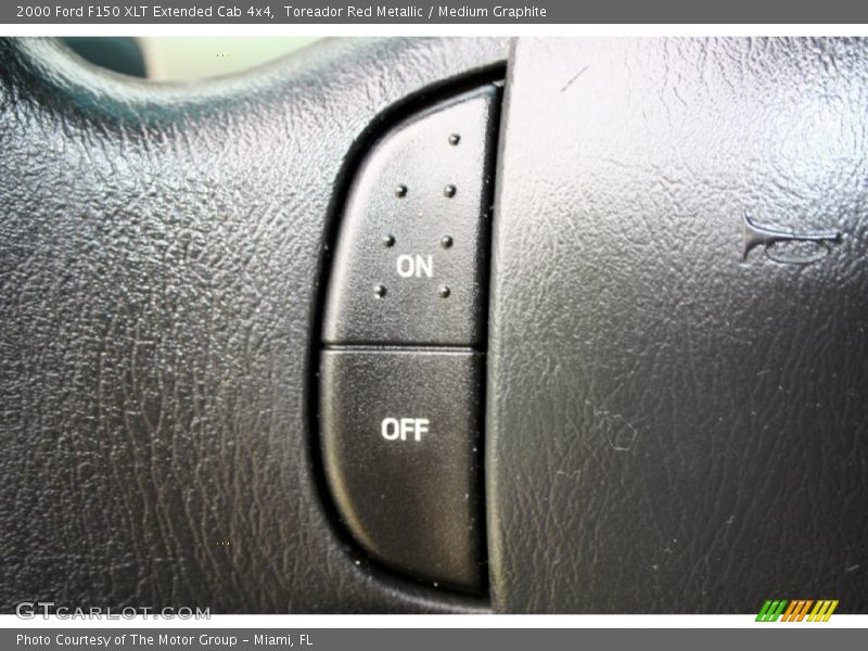 Toreador Red Metallic / Medium Graphite 2000 Ford F150 XLT Extended Cab 4x4
