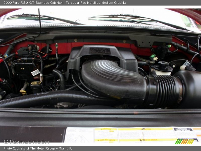 Toreador Red Metallic / Medium Graphite 2000 Ford F150 XLT Extended Cab 4x4