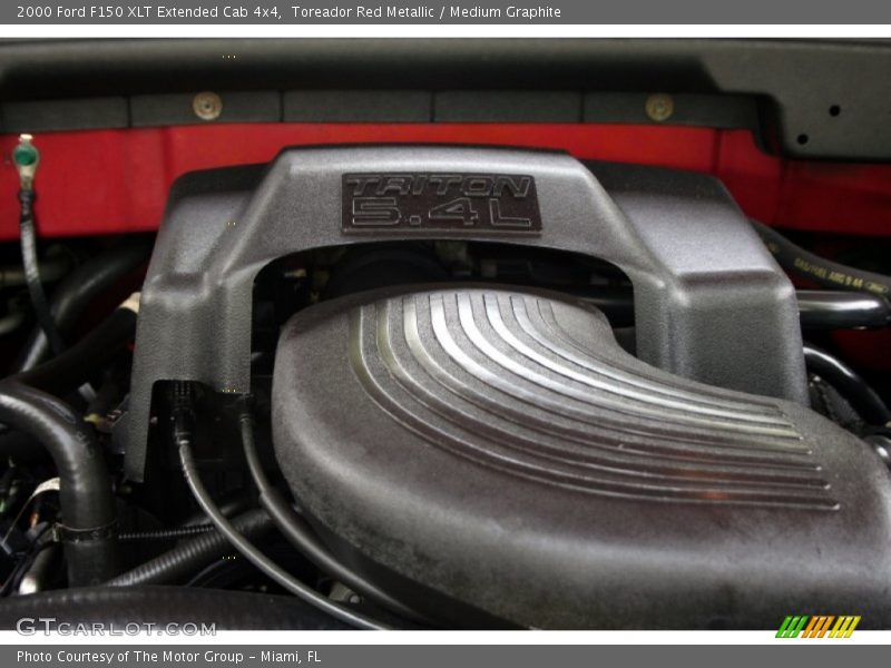 Toreador Red Metallic / Medium Graphite 2000 Ford F150 XLT Extended Cab 4x4