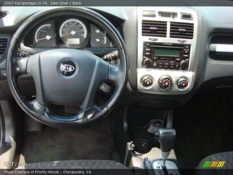 Dashboard of 2007 Sportage LX V6