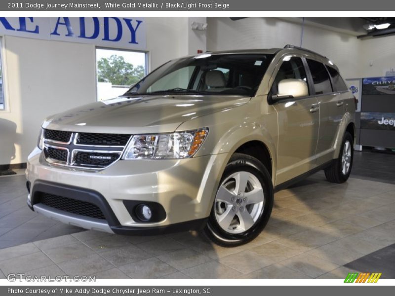 White Gold Metallic / Black/Light Frost Beige 2011 Dodge Journey Mainstreet