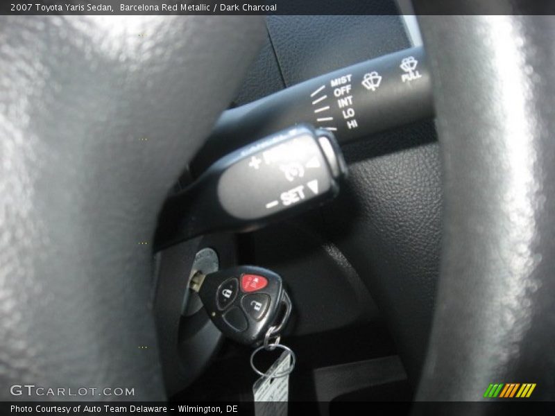 Barcelona Red Metallic / Dark Charcoal 2007 Toyota Yaris Sedan