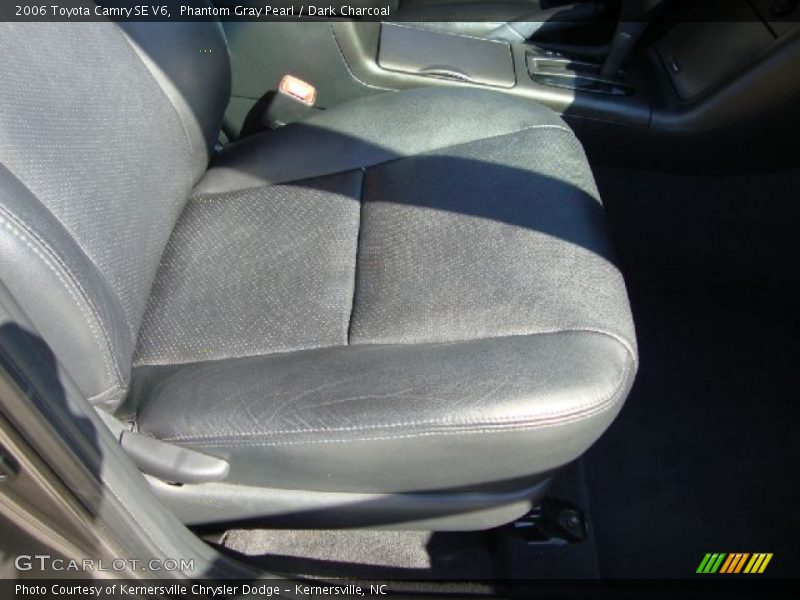 Phantom Gray Pearl / Dark Charcoal 2006 Toyota Camry SE V6