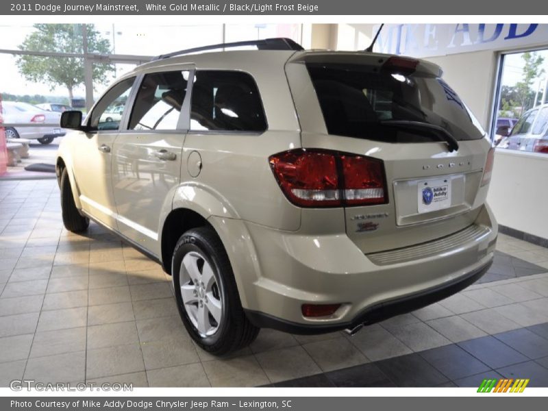 White Gold Metallic / Black/Light Frost Beige 2011 Dodge Journey Mainstreet