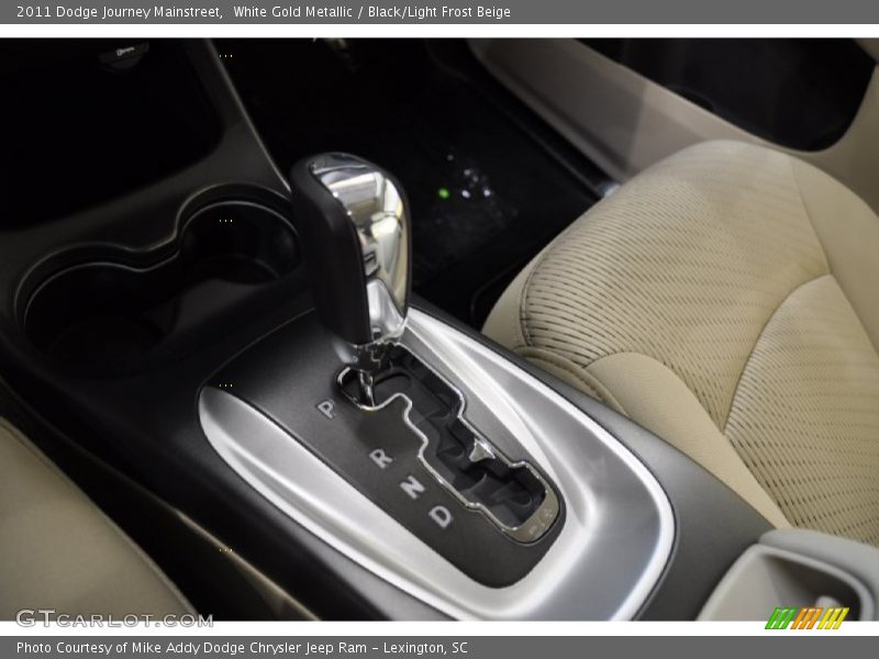 White Gold Metallic / Black/Light Frost Beige 2011 Dodge Journey Mainstreet