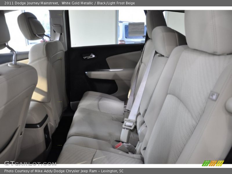 White Gold Metallic / Black/Light Frost Beige 2011 Dodge Journey Mainstreet