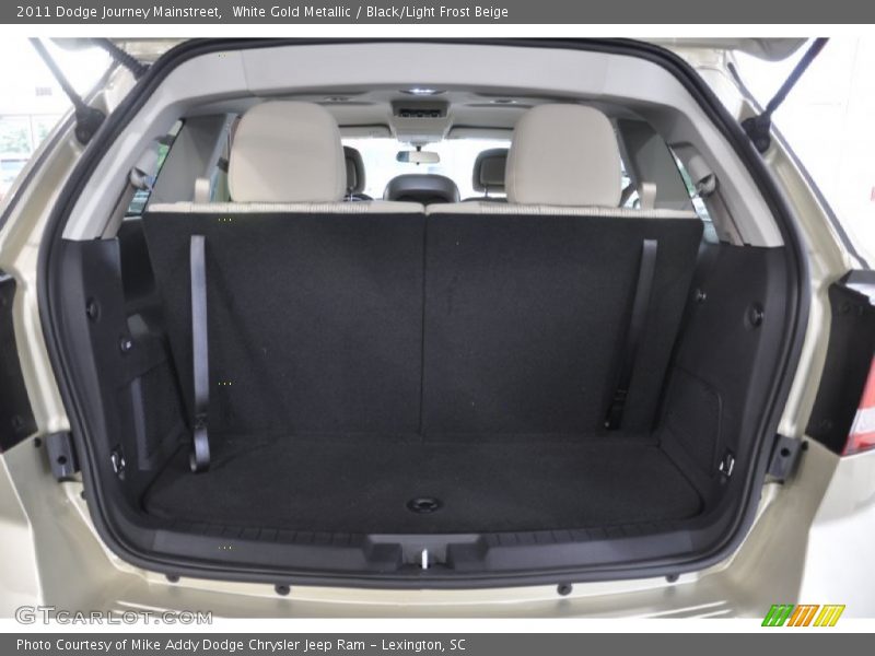 White Gold Metallic / Black/Light Frost Beige 2011 Dodge Journey Mainstreet