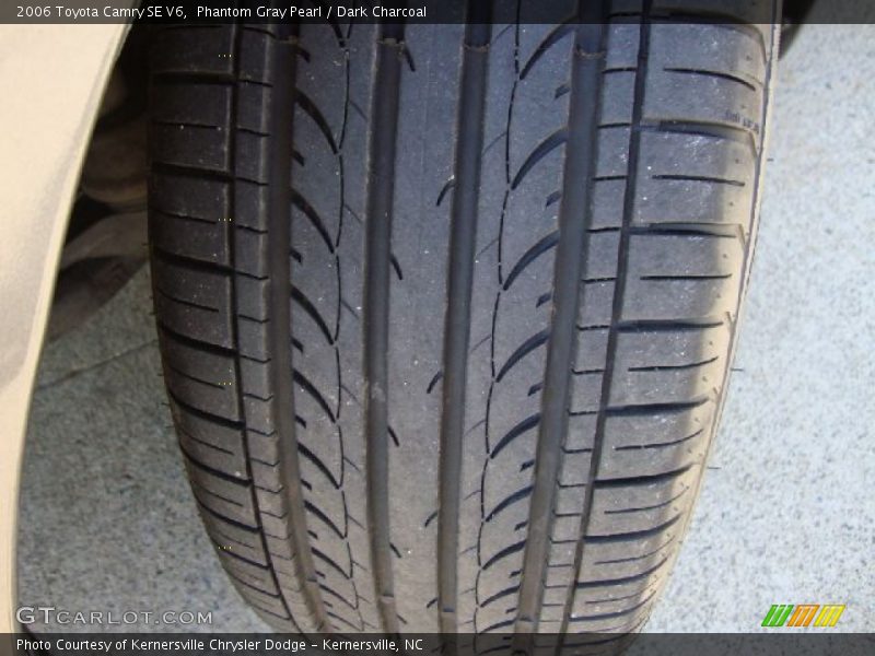 Phantom Gray Pearl / Dark Charcoal 2006 Toyota Camry SE V6
