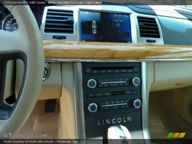 White Chocolate Tri-Coat / Light Camel 2009 Lincoln MKS AWD Sedan