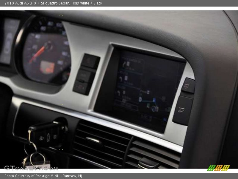 Ibis White / Black 2010 Audi A6 3.0 TFSI quattro Sedan