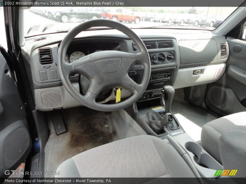  2002 Montero Sport LS 4x4 Gray Interior