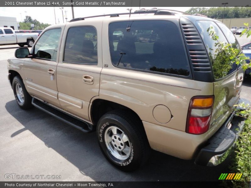 Sunset Gold Metallic / Tan/Neutral 2001 Chevrolet Tahoe LS 4x4