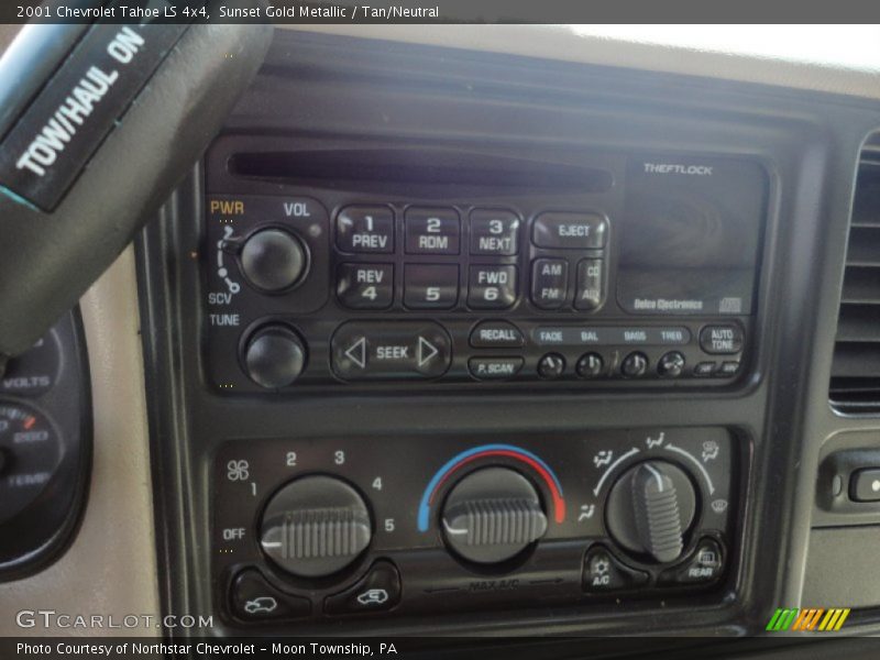 Sunset Gold Metallic / Tan/Neutral 2001 Chevrolet Tahoe LS 4x4