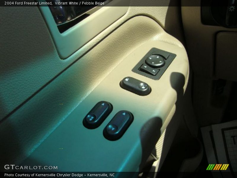 Vibrant White / Pebble Beige 2004 Ford Freestar Limited