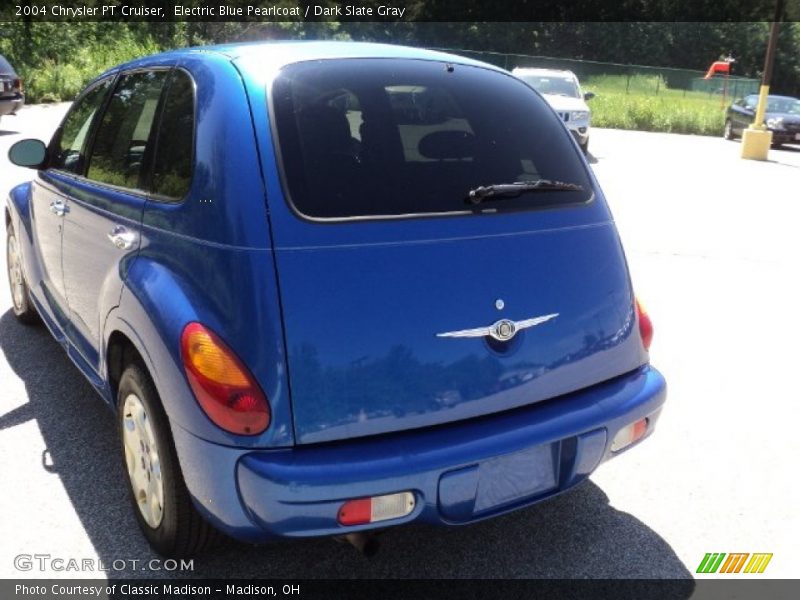 Electric Blue Pearlcoat / Dark Slate Gray 2004 Chrysler PT Cruiser
