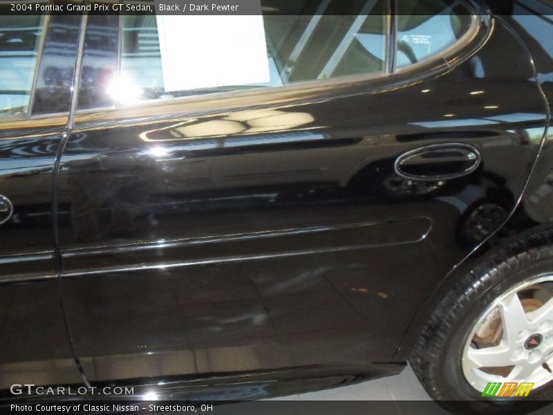 Black / Dark Pewter 2004 Pontiac Grand Prix GT Sedan