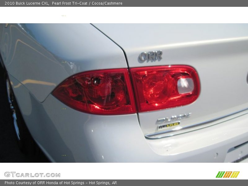 Pearl Frost Tri-Coat / Cocoa/Cashmere 2010 Buick Lucerne CXL