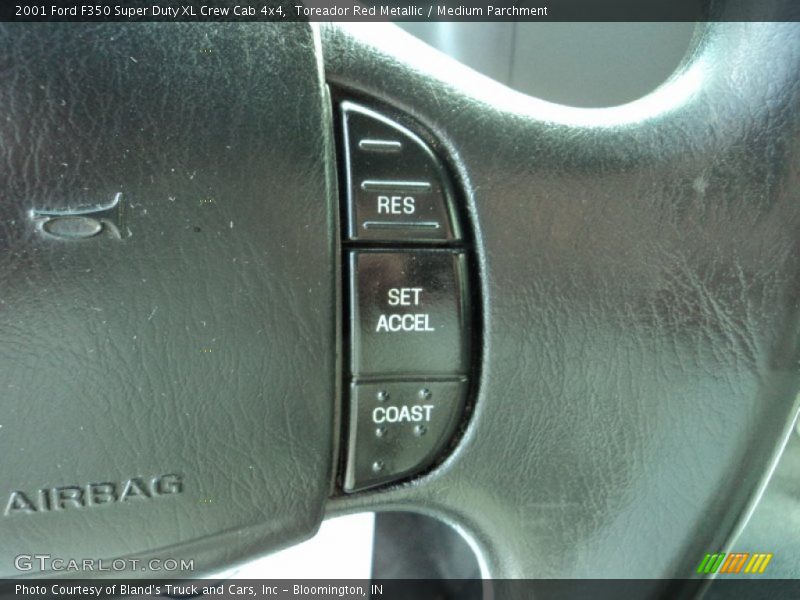 Toreador Red Metallic / Medium Parchment 2001 Ford F350 Super Duty XL Crew Cab 4x4