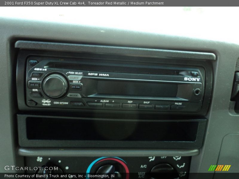 Toreador Red Metallic / Medium Parchment 2001 Ford F350 Super Duty XL Crew Cab 4x4