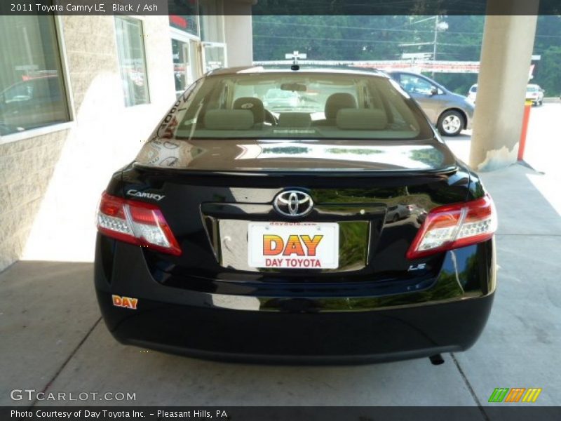 Black / Ash 2011 Toyota Camry LE