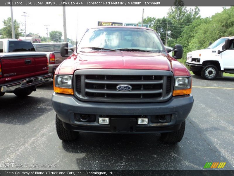 Toreador Red Metallic / Medium Parchment 2001 Ford F350 Super Duty XL Crew Cab 4x4