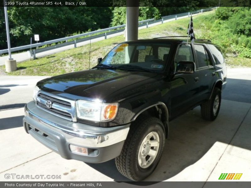 Black / Oak 1999 Toyota 4Runner SR5 4x4