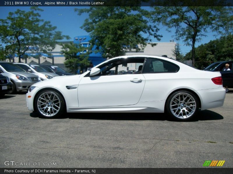 Alpine White / Black Novillo Leather 2011 BMW M3 Coupe