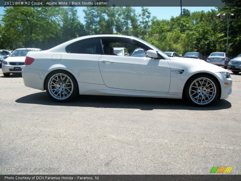 Alpine White / Black Novillo Leather 2011 BMW M3 Coupe