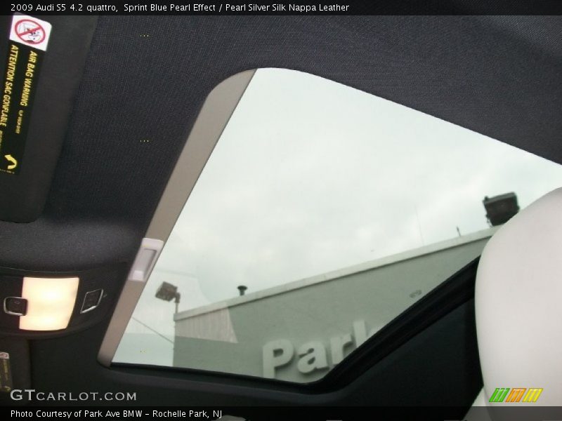 Sunroof of 2009 S5 4.2 quattro