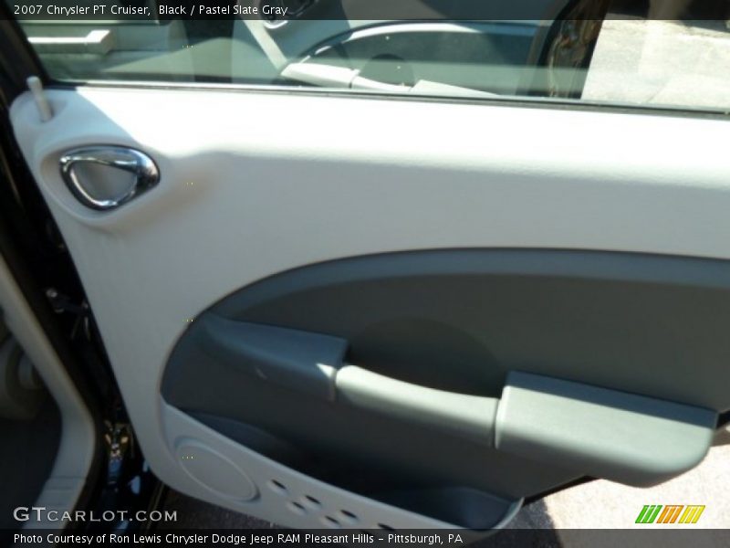 Black / Pastel Slate Gray 2007 Chrysler PT Cruiser