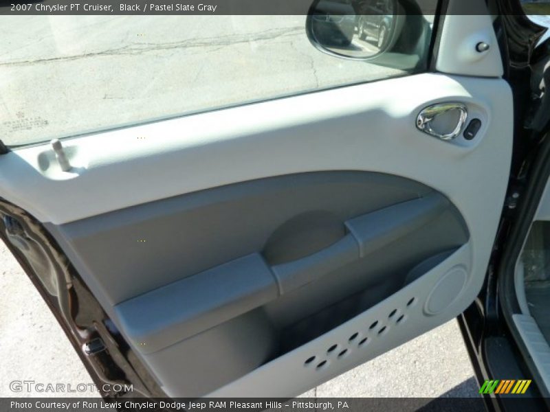 Black / Pastel Slate Gray 2007 Chrysler PT Cruiser