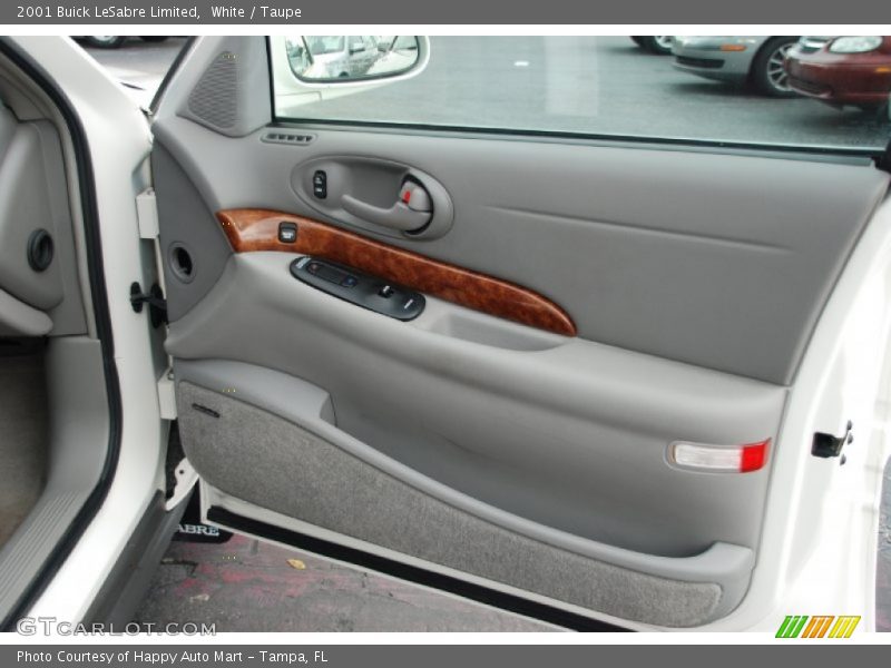 White / Taupe 2001 Buick LeSabre Limited