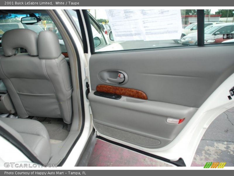 White / Taupe 2001 Buick LeSabre Limited