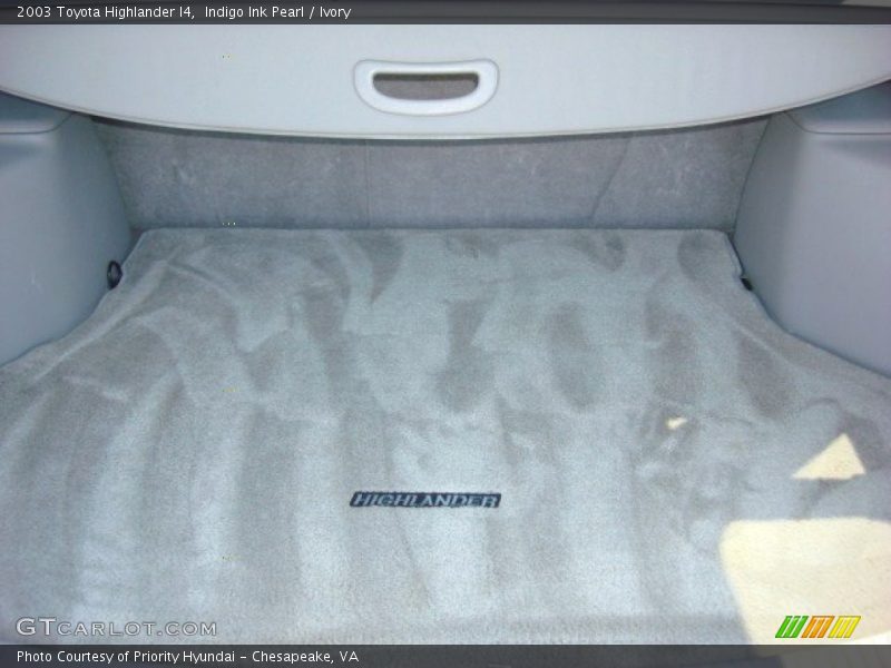 Indigo Ink Pearl / Ivory 2003 Toyota Highlander I4
