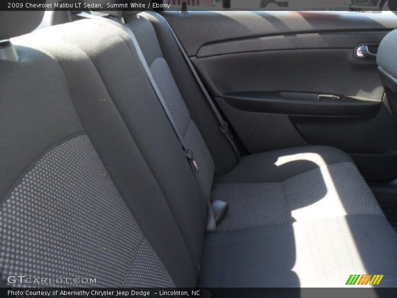Summit White / Ebony 2009 Chevrolet Malibu LT Sedan