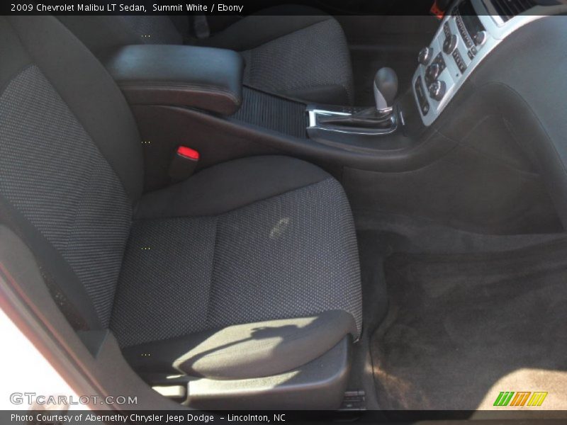 Summit White / Ebony 2009 Chevrolet Malibu LT Sedan