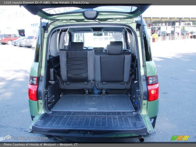 Kiwi Metallic / Black/Gray 2006 Honda Element EX-P AWD