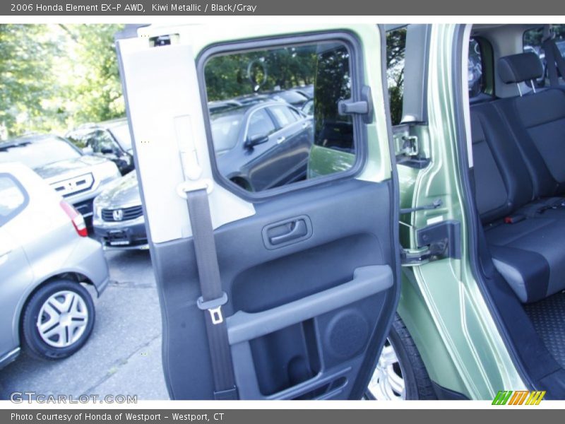 Kiwi Metallic / Black/Gray 2006 Honda Element EX-P AWD