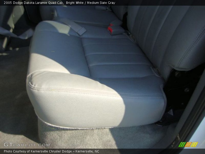 Bright White / Medium Slate Gray 2005 Dodge Dakota Laramie Quad Cab