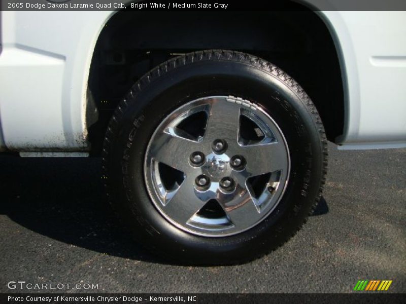 Bright White / Medium Slate Gray 2005 Dodge Dakota Laramie Quad Cab