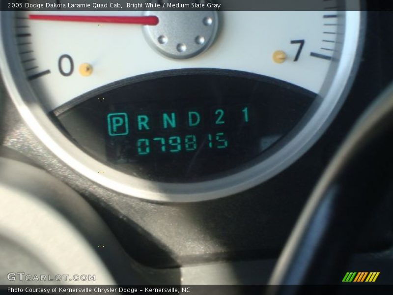 Bright White / Medium Slate Gray 2005 Dodge Dakota Laramie Quad Cab