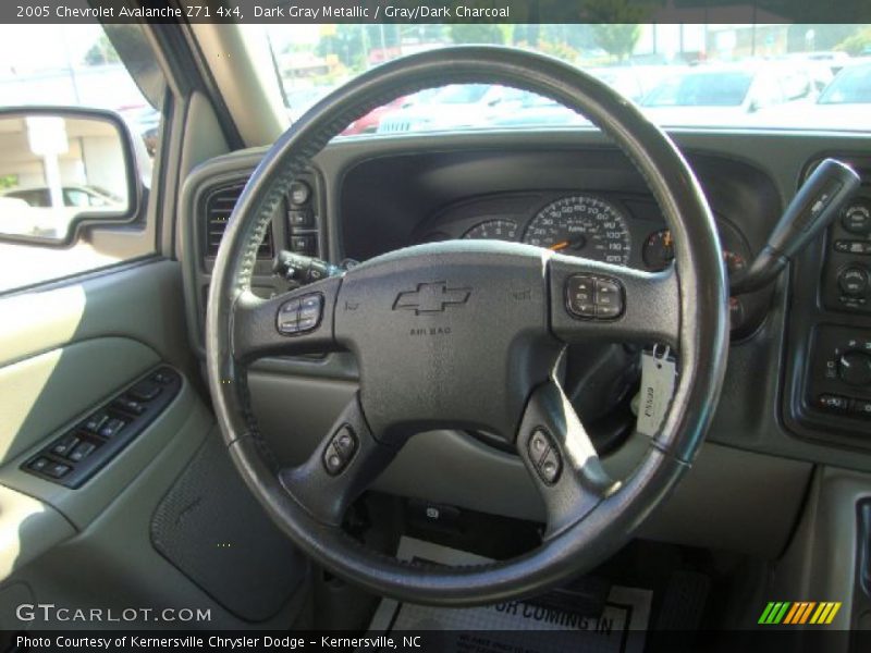 Dark Gray Metallic / Gray/Dark Charcoal 2005 Chevrolet Avalanche Z71 4x4