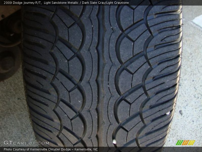 Light Sandstone Metallic / Dark Slate Gray/Light Graystone 2009 Dodge Journey R/T