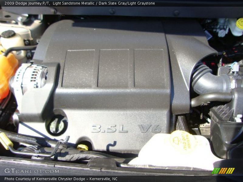 Light Sandstone Metallic / Dark Slate Gray/Light Graystone 2009 Dodge Journey R/T