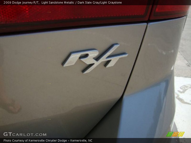 Light Sandstone Metallic / Dark Slate Gray/Light Graystone 2009 Dodge Journey R/T