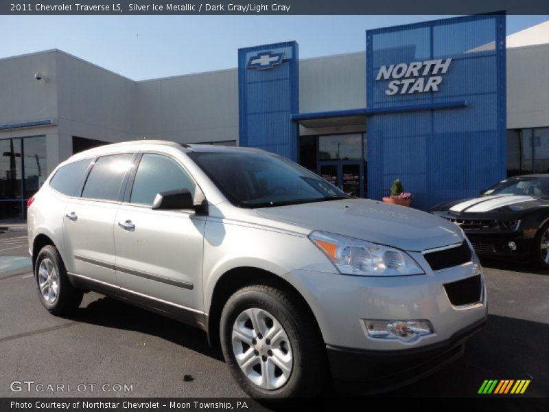 Silver Ice Metallic / Dark Gray/Light Gray 2011 Chevrolet Traverse LS