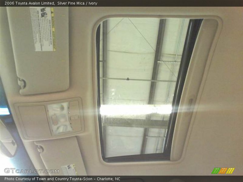 Silver Pine Mica / Ivory 2006 Toyota Avalon Limited