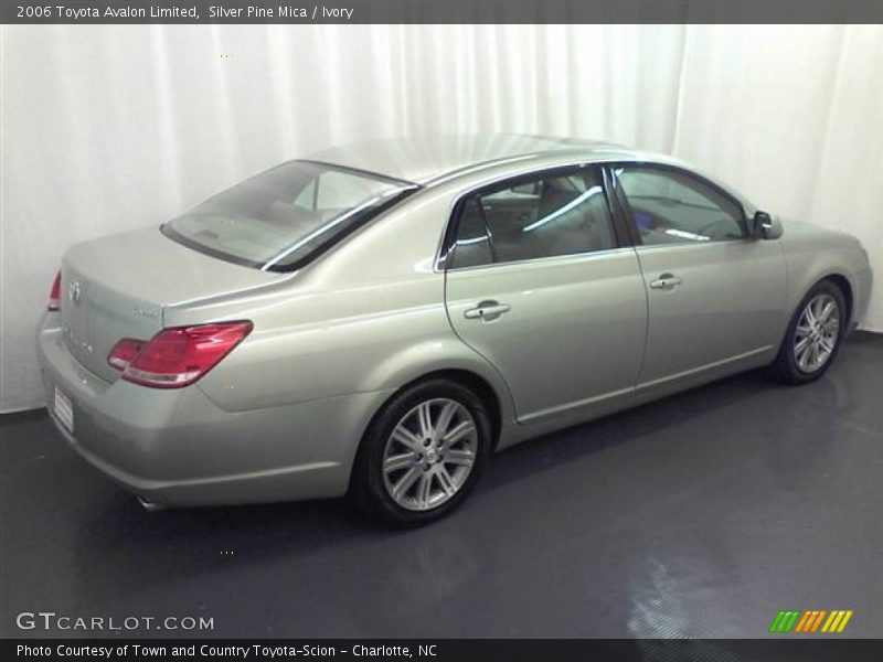 Silver Pine Mica / Ivory 2006 Toyota Avalon Limited