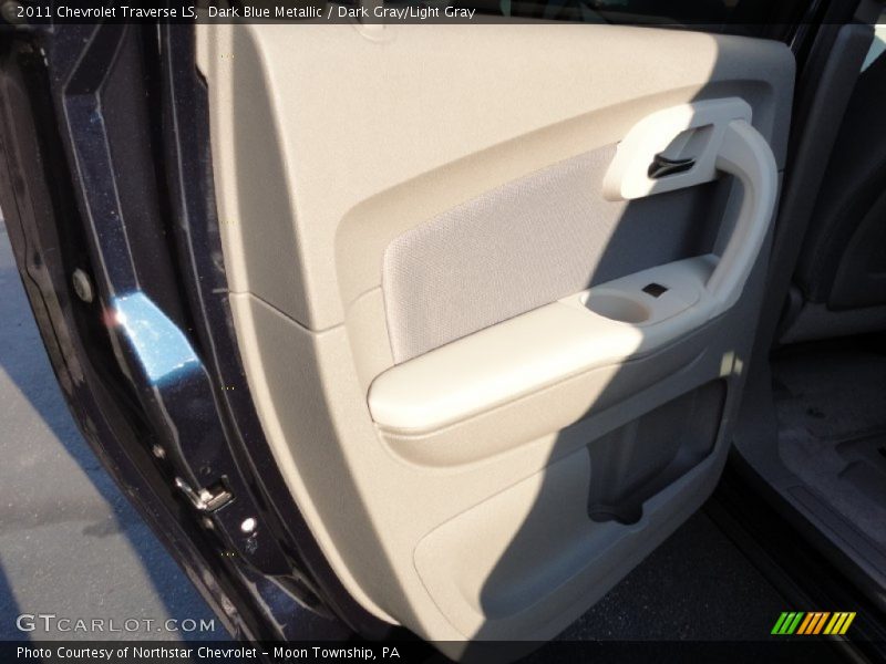 Dark Blue Metallic / Dark Gray/Light Gray 2011 Chevrolet Traverse LS