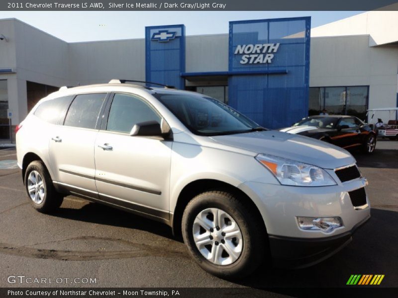 Silver Ice Metallic / Dark Gray/Light Gray 2011 Chevrolet Traverse LS AWD